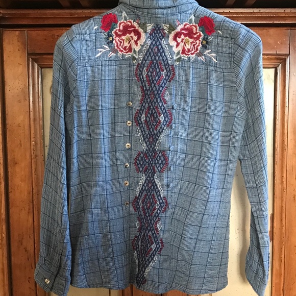 Johnny Was Mica Button Back Top - Picture 2 of 6